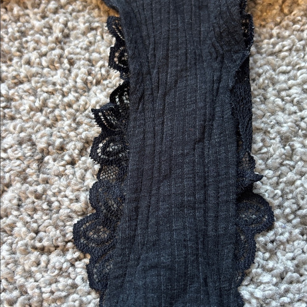 Lace-Trim Bralette - Picture 5 of 6